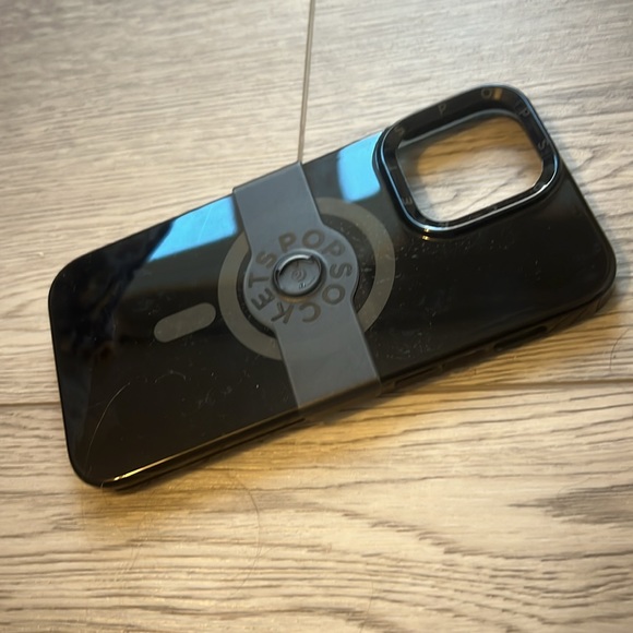 iPhone 13 Pro Max - Picture 2 of 2